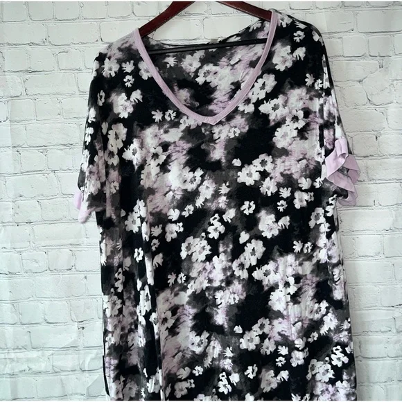 Secret Treasures Black, Purple & White floral long dress size XL - Picture 3 of 8